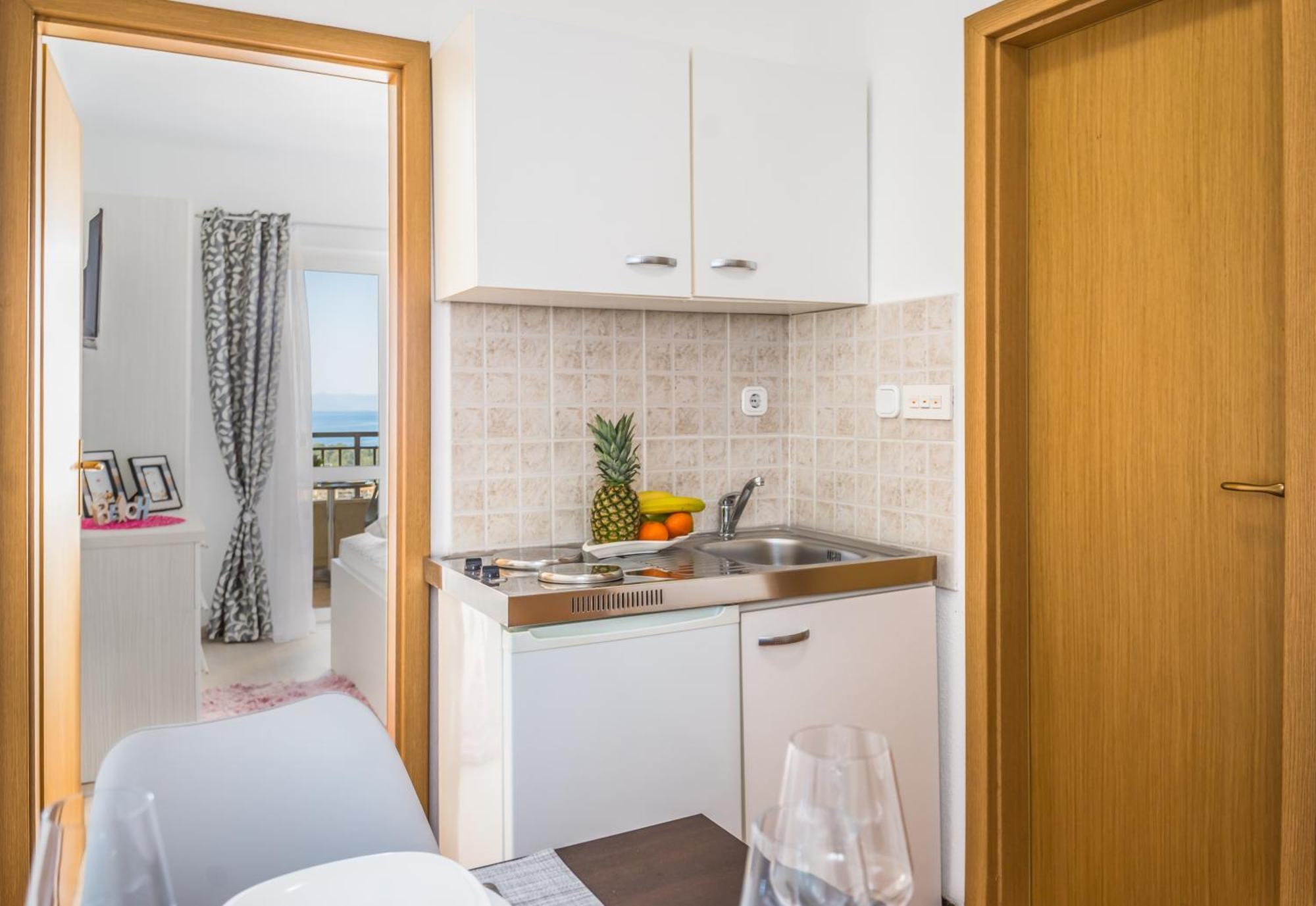 Apartments Lana Makarska Exterior photo